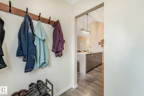 16024 12 Avenue, Edmonton, AB 