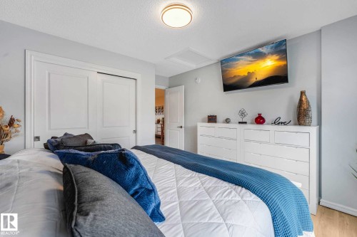 16024 12 Avenue, Edmonton, AB 