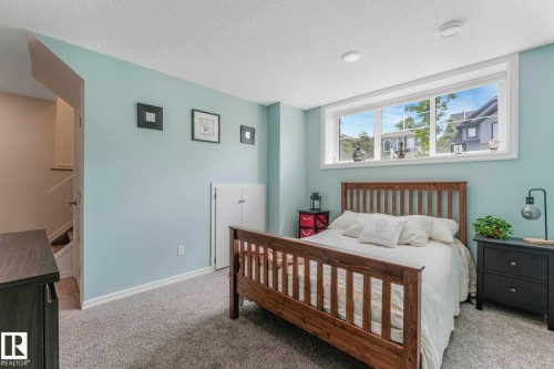 16024 12 Avenue, Edmonton, AB 