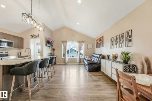 16024 12 Avenue, Edmonton, AB 