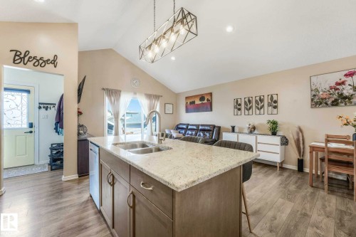 16024 12 Avenue, Edmonton, AB 