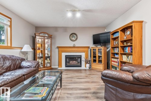 3623 30 Street, Edmonton, AB 