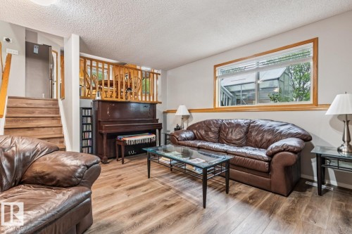 3623 30 Street, Edmonton, AB 