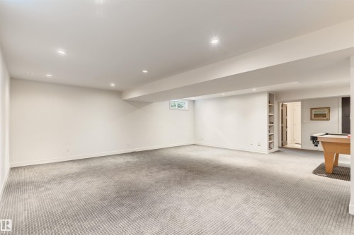 16 Quesnell Road, Edmonton, AB 