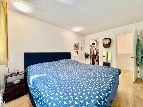 3 10324 119 Street, Edmonton, AB 