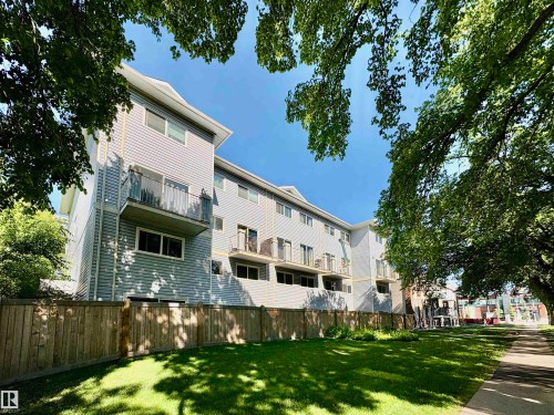 3 10324 119 Street, Edmonton, AB 