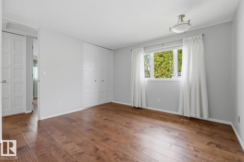 15220 124 St Nw, Edmonton, AB - Indoor Photo Showing Other Room