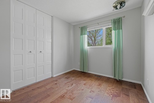 15220 124 St Nw, Edmonton, AB - Indoor Photo Showing Other Room