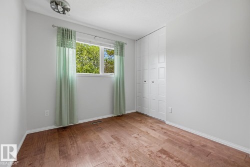 15220 124 St Nw, Edmonton, AB - Indoor Photo Showing Other Room