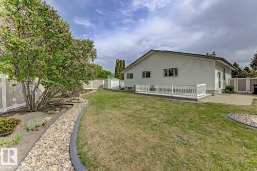 15220 124 St Nw, Edmonton, AB - Outdoor