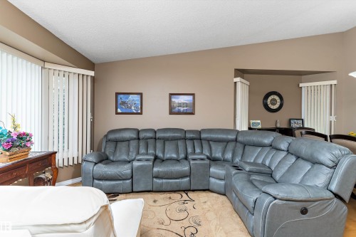 15577 59A Street, Edmonton, AB 