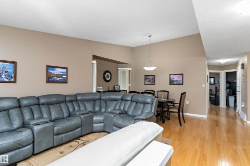 15577 59A Street, Edmonton, AB 