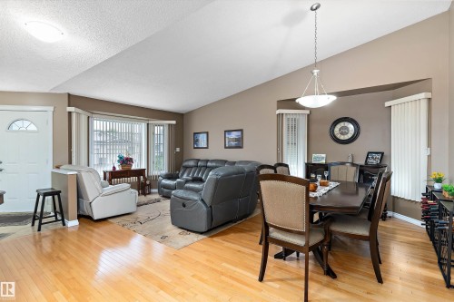 15577 59A Street, Edmonton, AB 