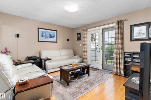 15577 59A Street, Edmonton, AB 