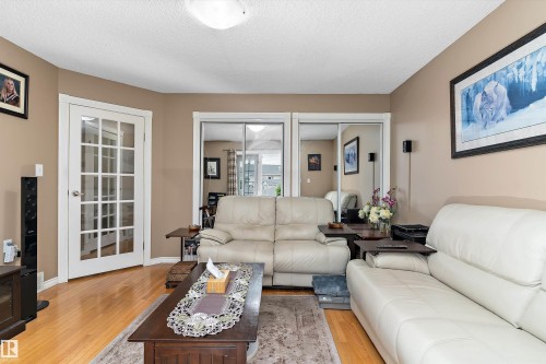 15577 59A Street, Edmonton, AB 