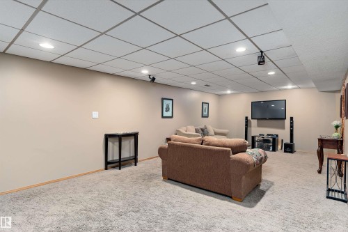 15577 59A Street, Edmonton, AB 