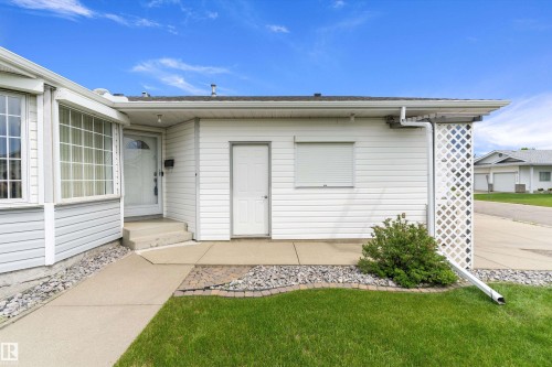 15577 59A Street, Edmonton, AB 