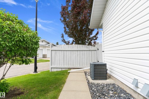 15577 59A Street, Edmonton, AB 