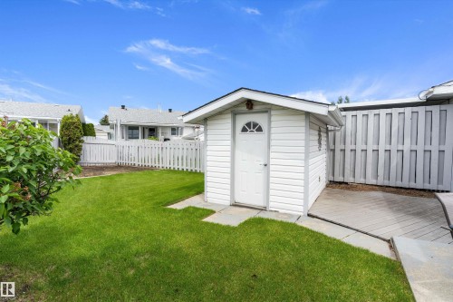 15577 59A Street, Edmonton, AB 