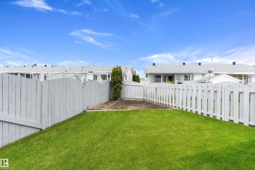 15577 59A Street, Edmonton, AB 