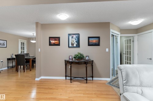 15577 59A Street, Edmonton, AB 