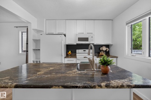 10316 77 Street, Edmonton, AB 