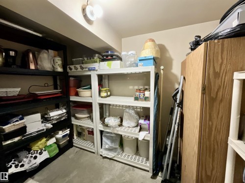 Image quality insufficient for description - 11031 166 Avenue, Edmonton, AB 