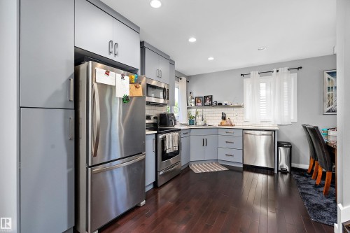 14832 103 Ave, Edmonton, AB 