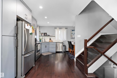 14832 103 Ave, Edmonton, AB 