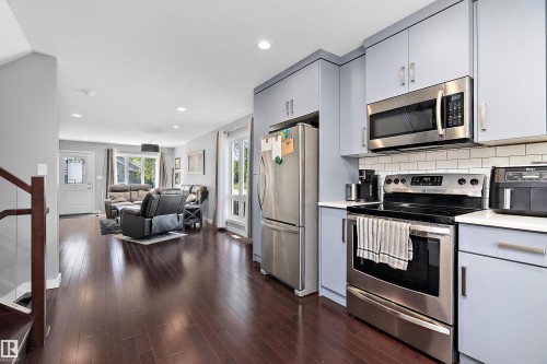 14832 103 Ave, Edmonton, AB 