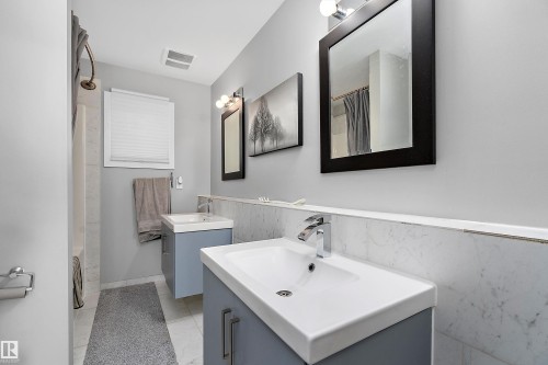 14832 103 Ave, Edmonton, AB 