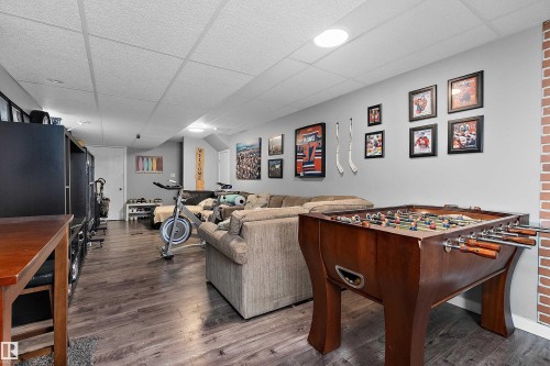 14832 103 Ave, Edmonton, AB 