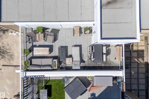 14832 103 Ave, Edmonton, AB 