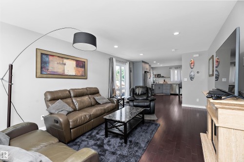 14832 103 Ave, Edmonton, AB 