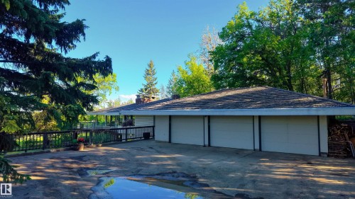 20211 9 Avenue, Edmonton, AB 