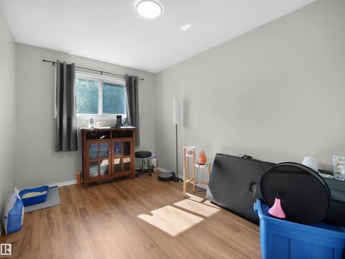 B 16405 89 Avenue, Edmonton, AB 