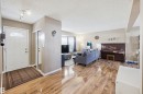3426 120 Avenue, Edmonton, AB  - Indoor Photo Showing Living Room 