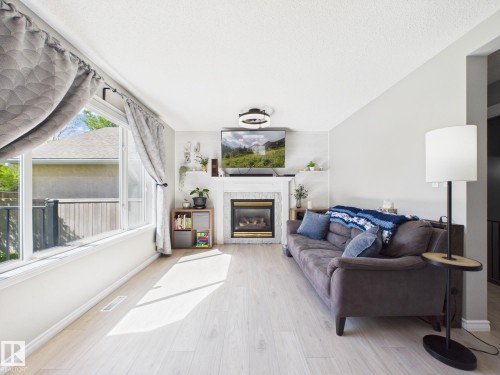 506 Bevington Close, Edmonton, AB 