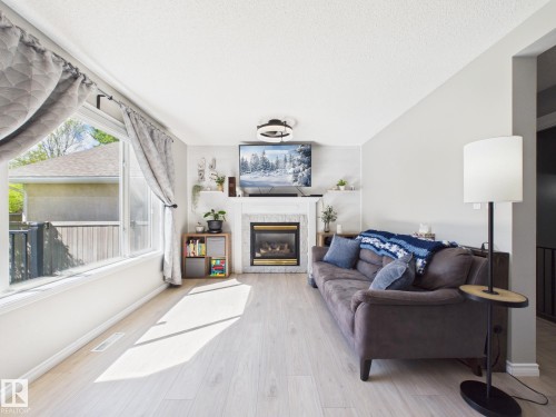 506 Bevington Close, Edmonton, AB 