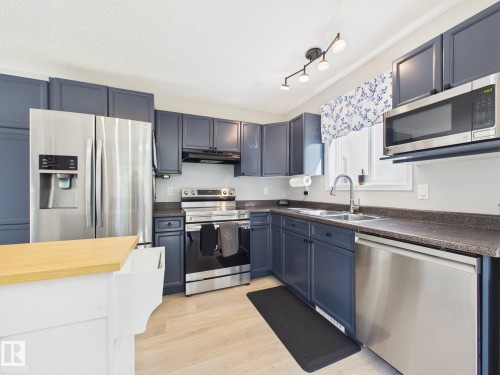 506 Bevington Close, Edmonton, AB 