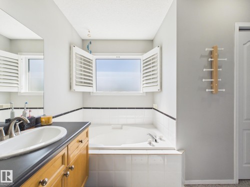 506 Bevington Close, Edmonton, AB 