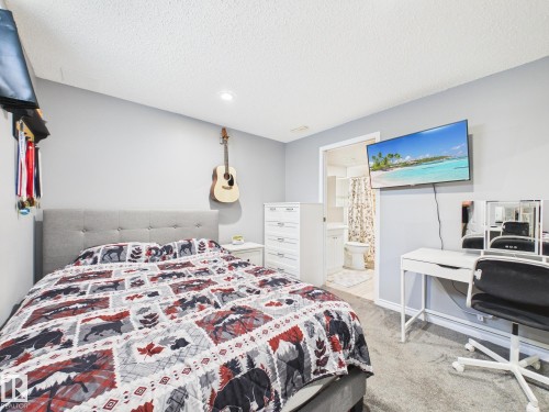 506 Bevington Close, Edmonton, AB 