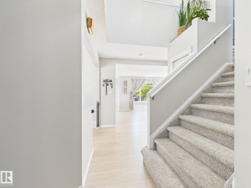 506 Bevington Close, Edmonton, AB 