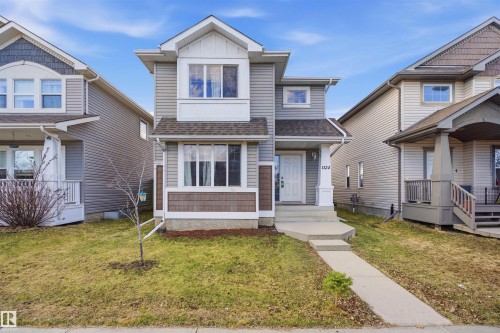 1124 37A Avenue, Edmonton, AB 