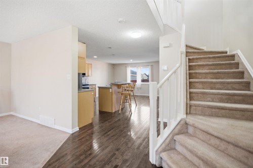 1124 37A Avenue, Edmonton, AB 