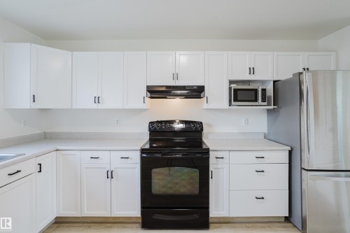 16475 115 Street, Edmonton, AB 