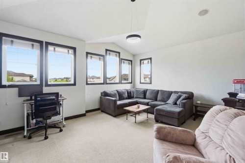 2 Sonora Crescent, Fort Saskatchewan, AB 