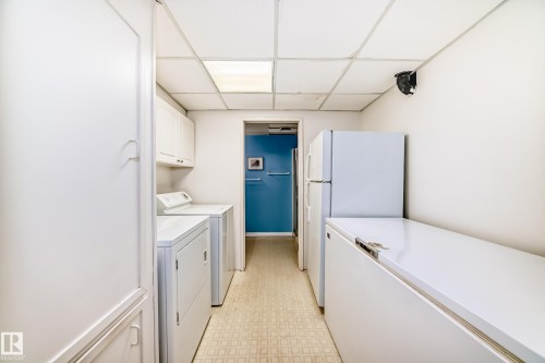 18931 92 Avenue, Edmonton, AB - Indoor Photo Showing Laundry Room