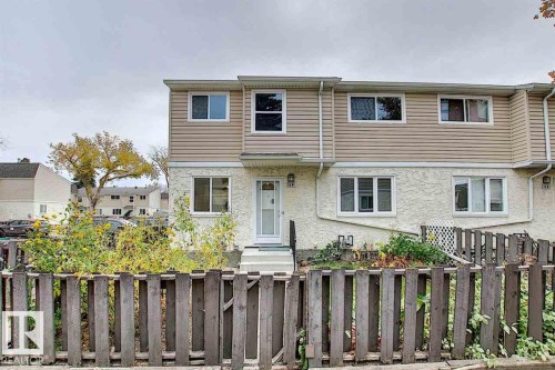 11F Clareview Village, Edmonton, AB 