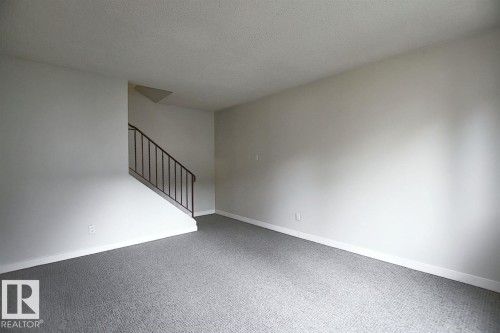 11F Clareview Village, Edmonton, AB 